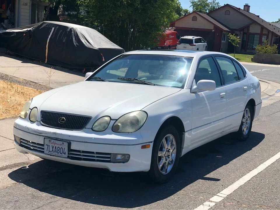 2000 Lexus GS 2nd Gen - Image 4 of 10