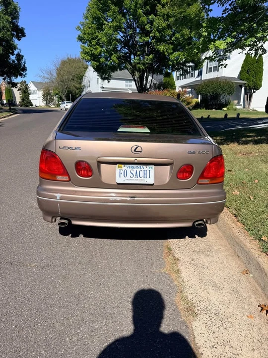 2000 Lexus GS 2nd Gen - Image 4 of 5
