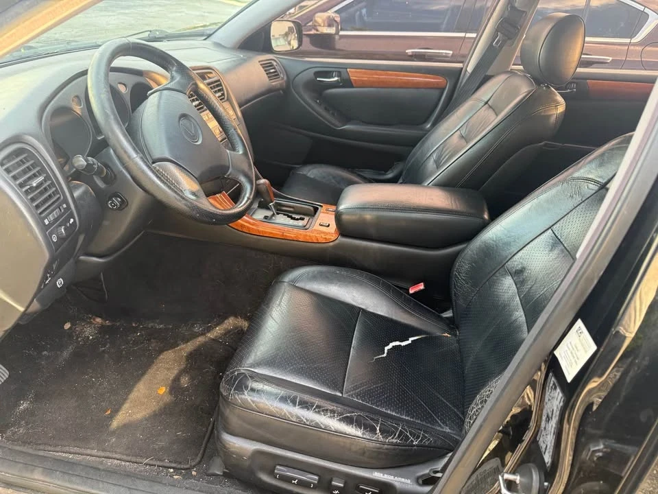 2000 Lexus GS 2nd Gen - Image 3 of 4