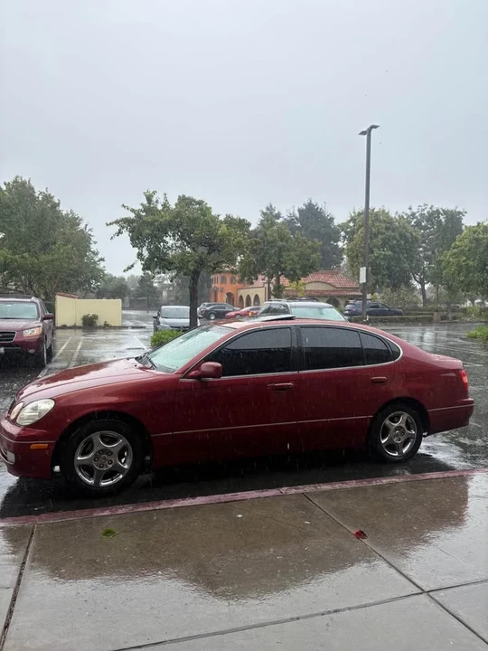 2000 Lexus GS 2nd Gen - Image 9 of 9
