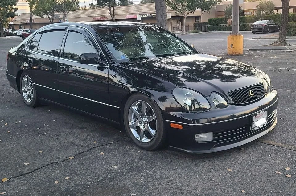 2000 Lexus GS 2nd Gen - Image 4 of 20