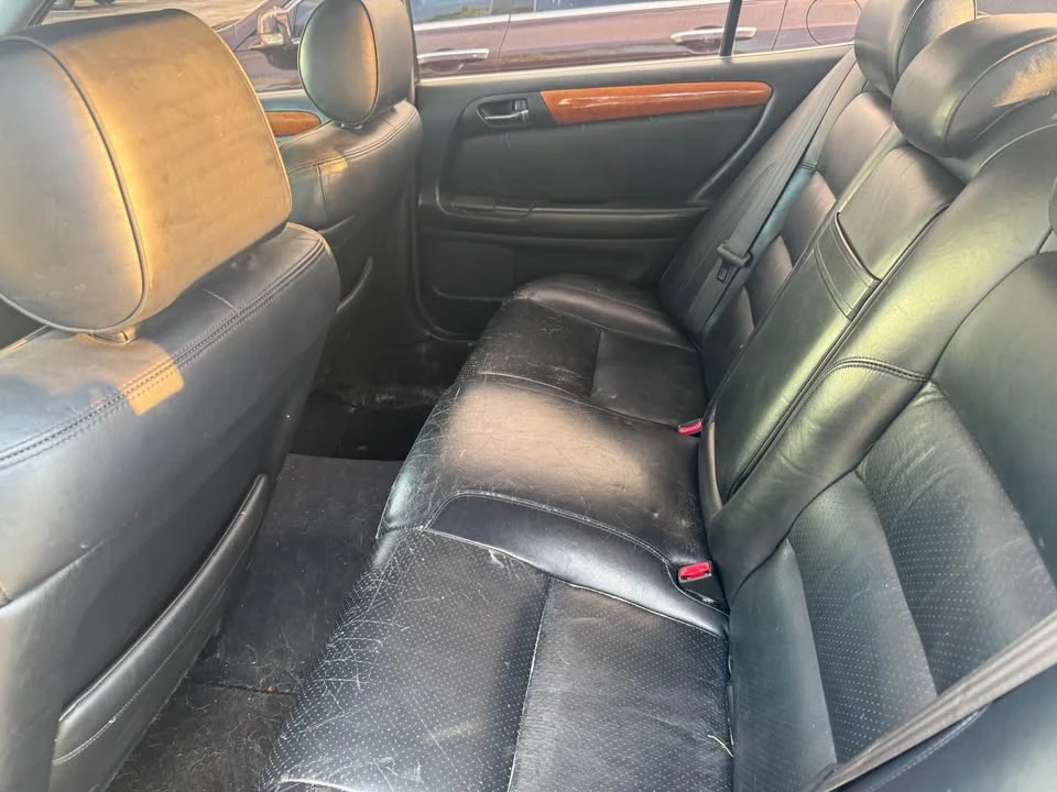 2000 Lexus GS 2nd Gen - Image 4 of 4