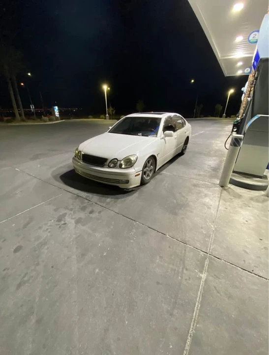 2000 Lexus GS 2nd Gen - Image 5 of 6