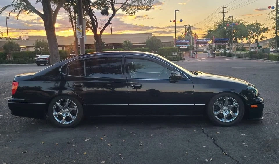 2000 Lexus GS 2nd Gen - Image 5 of 20