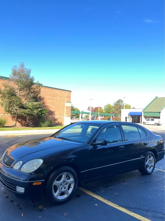 2000 Lexus GS 2nd Gen - Image 6 of 15