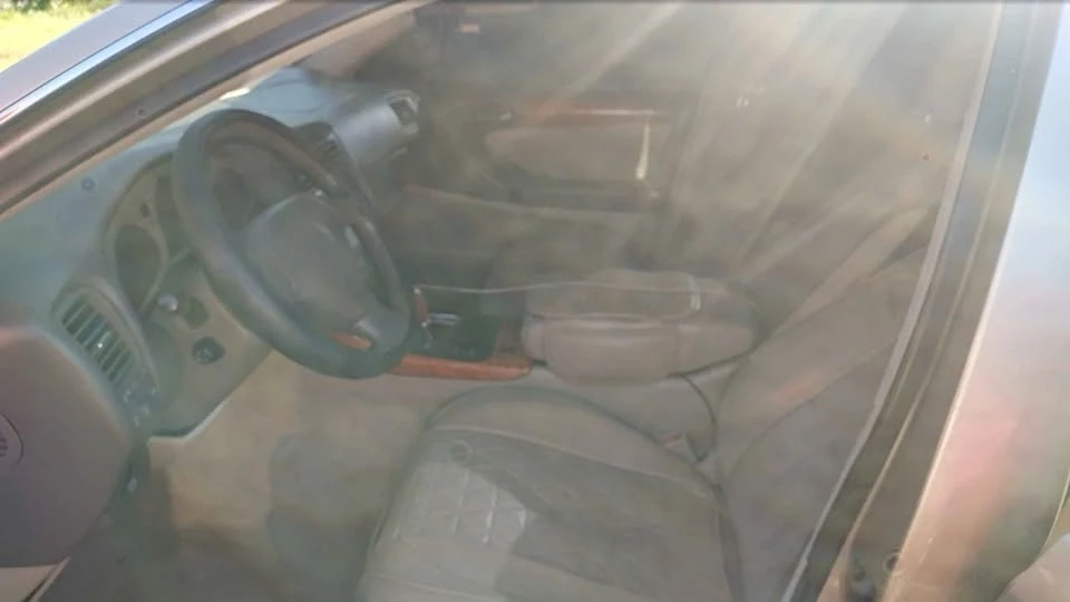 2000 Lexus GS 2nd Gen - Image 2 of 9