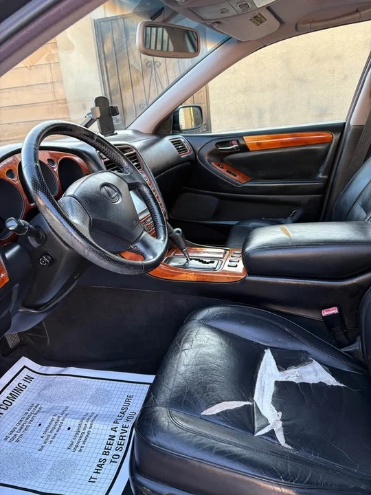 2000 Lexus GS 2nd Gen - Image 5 of 7