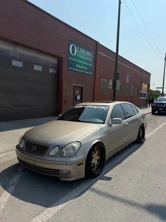 2000 Lexus GS 2nd Gen - Image 2 of 4