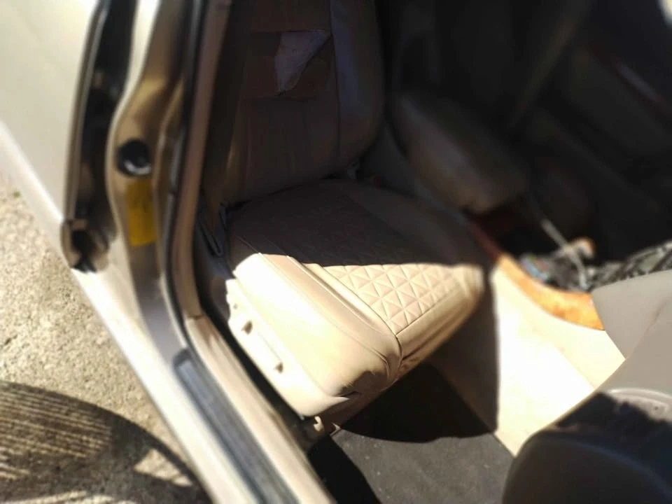 2000 Lexus GS 2nd Gen - Image 3 of 9