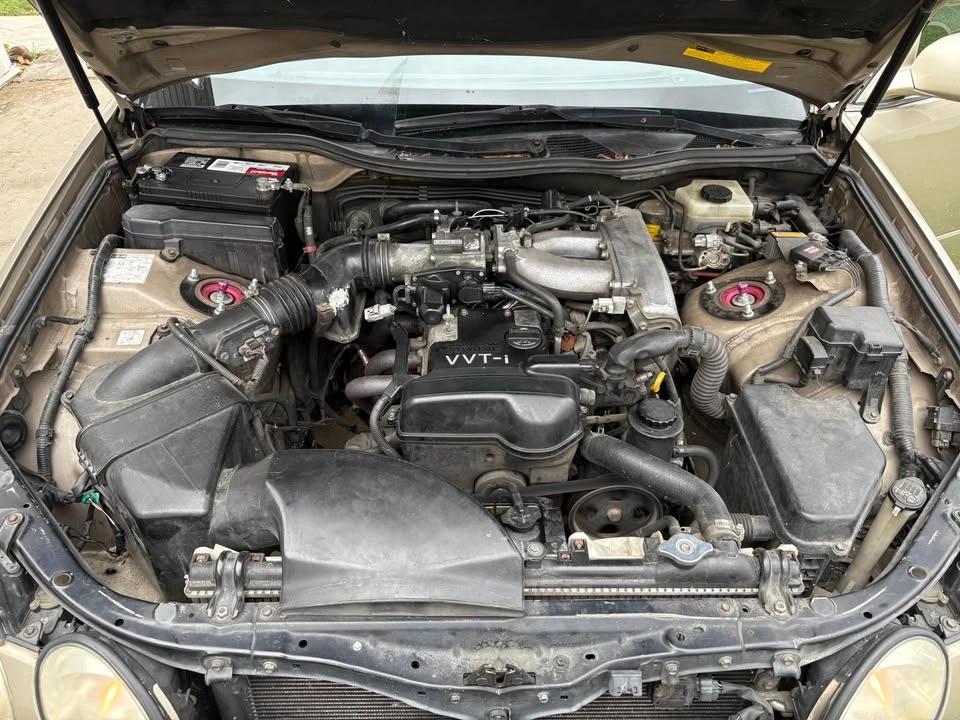 2000 Lexus GS 2nd Gen - Image 9 of 9