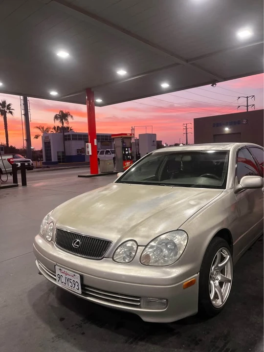 2000 Lexus GS 2nd Gen - Image 2 of 4