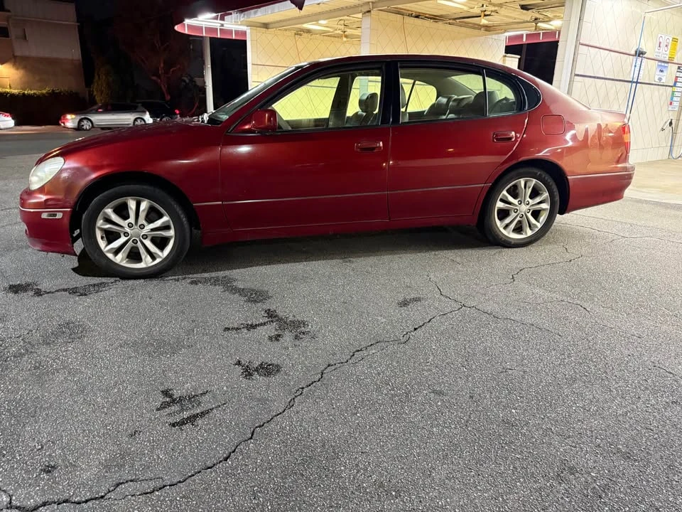 2000 Lexus GS 2nd Gen - Image 6 of 10