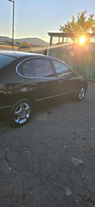 2000 Lexus GS 2nd Gen - Image 3 of 6