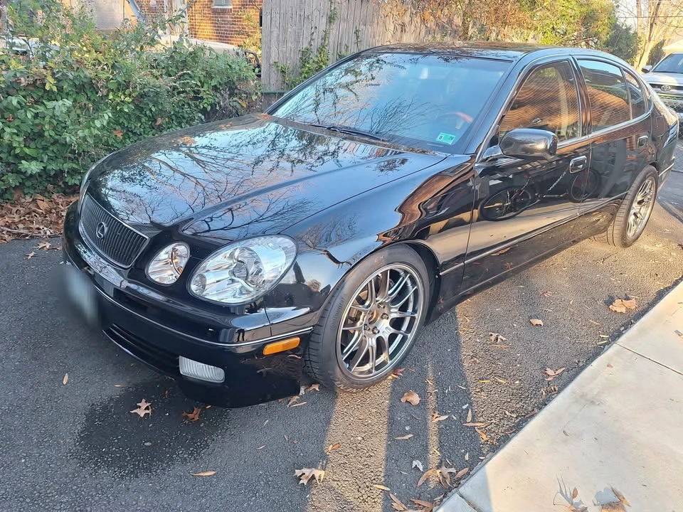 2000 Lexus GS 2nd Gen - Image 9 of 13