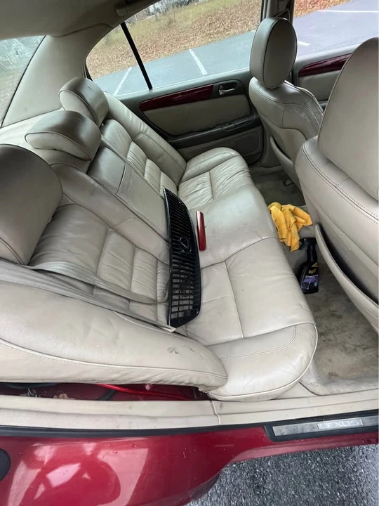 2000 Lexus GS 2nd Gen - Image 2 of 4