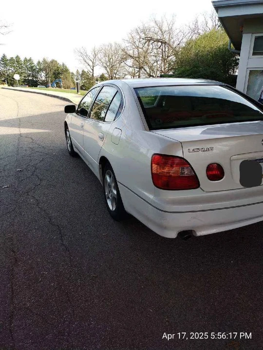 2000 Lexus GS 2nd Gen - Image 5 of 5