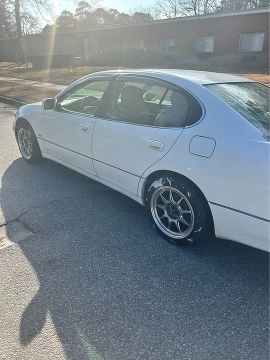 2000 Lexus GS 2nd Gen - Image 2 of 5