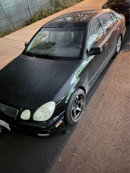 2000 Lexus GS 2nd Gen - Image 2 of 5