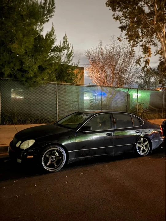 2000 Lexus GS 2nd Gen - Image 3 of 5