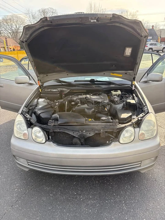 2000 Lexus GS 2nd Gen - Image 3 of 10
