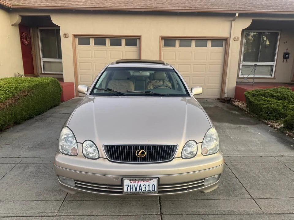 2000 Lexus GS 2nd Gen - Image 5 of 12