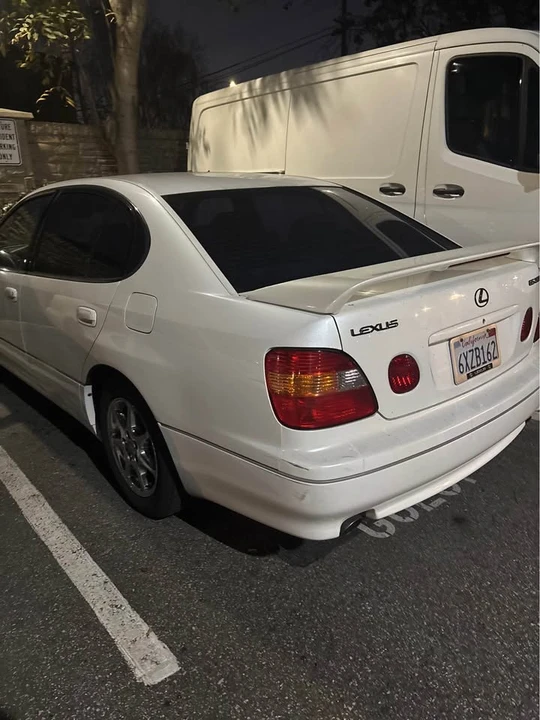 2000 Lexus GS 2nd Gen - Image 2 of 6
