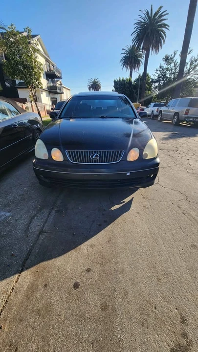 2000 Lexus GS 2nd Gen - Image 8 of 15
