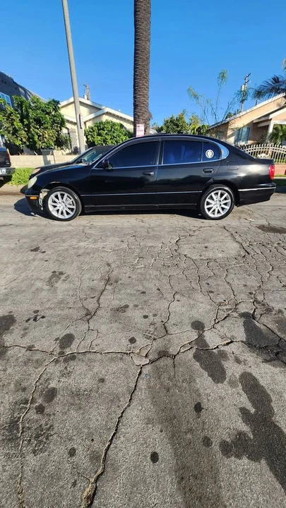 2000 Lexus GS 2nd Gen - Image 4 of 15