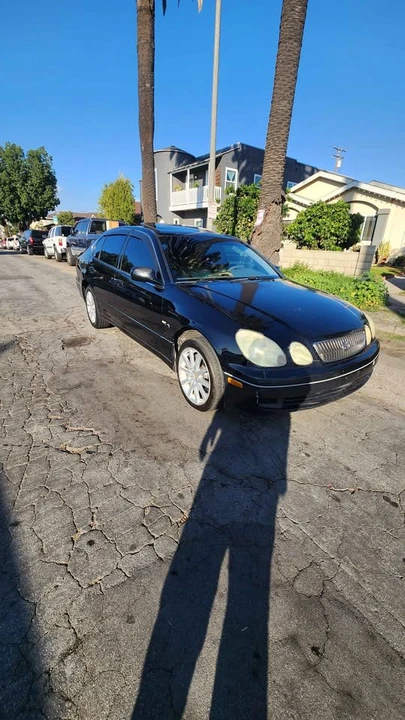 2000 Lexus GS 2nd Gen - Image 2 of 15