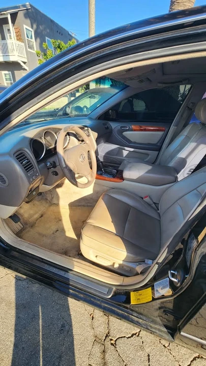 2000 Lexus GS 2nd Gen - Image 9 of 15