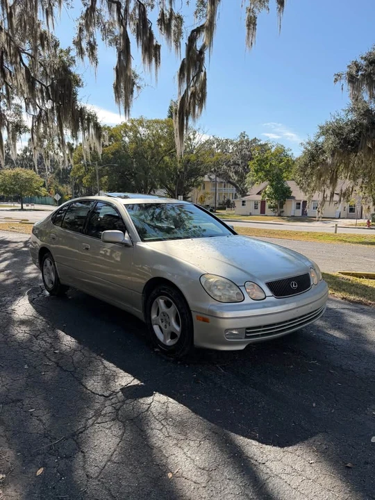 2000 Lexus GS 2nd Gen - Image 8 of 11