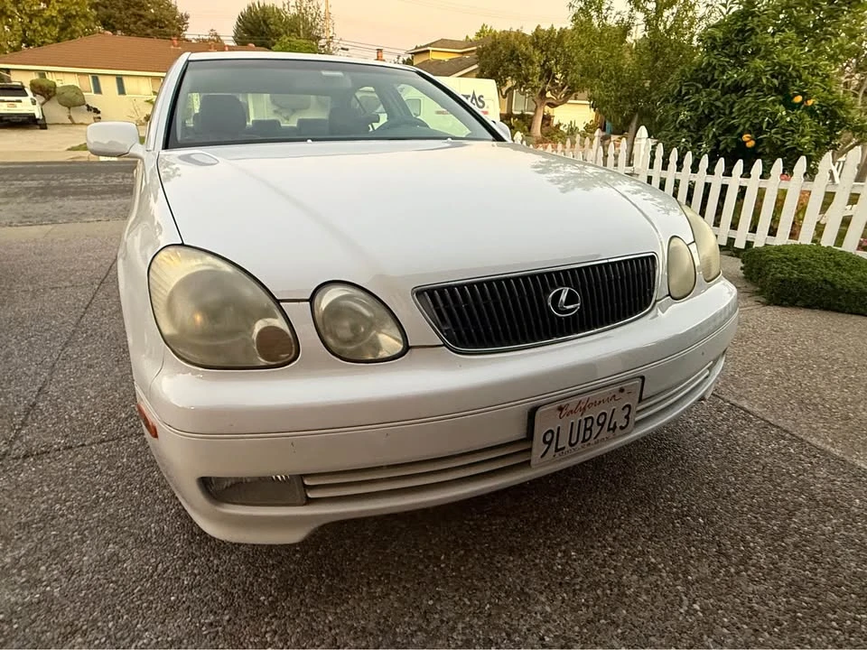 2000 Lexus GS 2nd Gen - Image 8 of 13