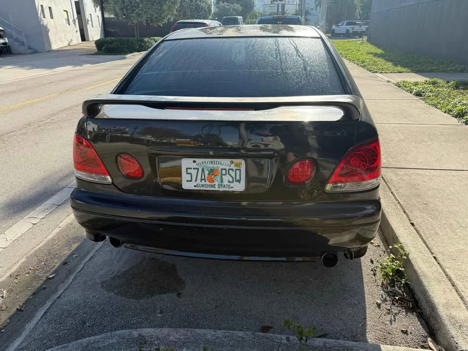 2000 Lexus GS 2nd Gen - Image 4 of 7