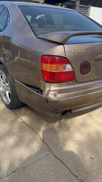 2000 Lexus GS 2nd Gen - Image 3 of 10