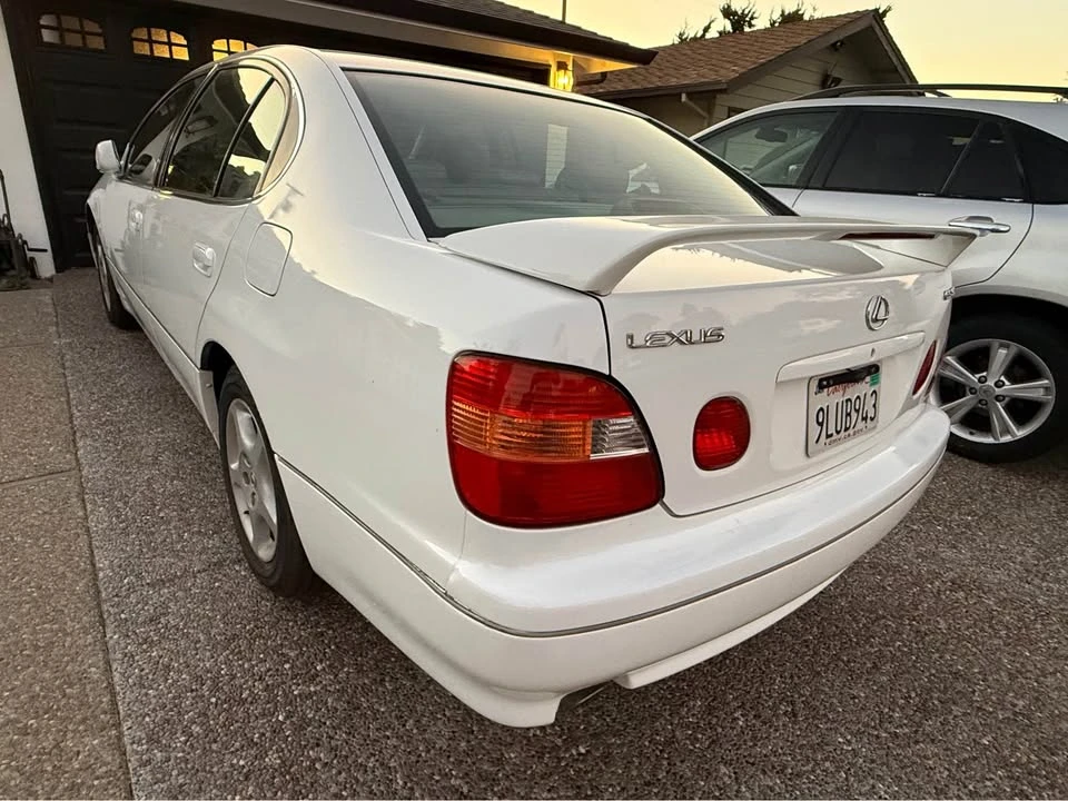 2000 Lexus GS 2nd Gen - Image 4 of 13