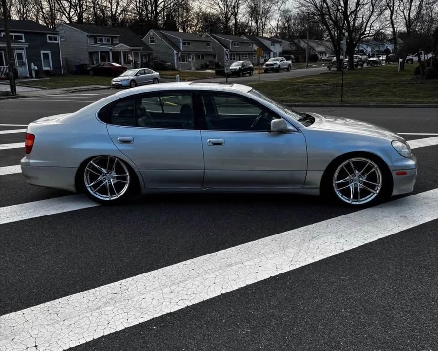 2000 Lexus GS 2nd Gen - Image 5 of 5