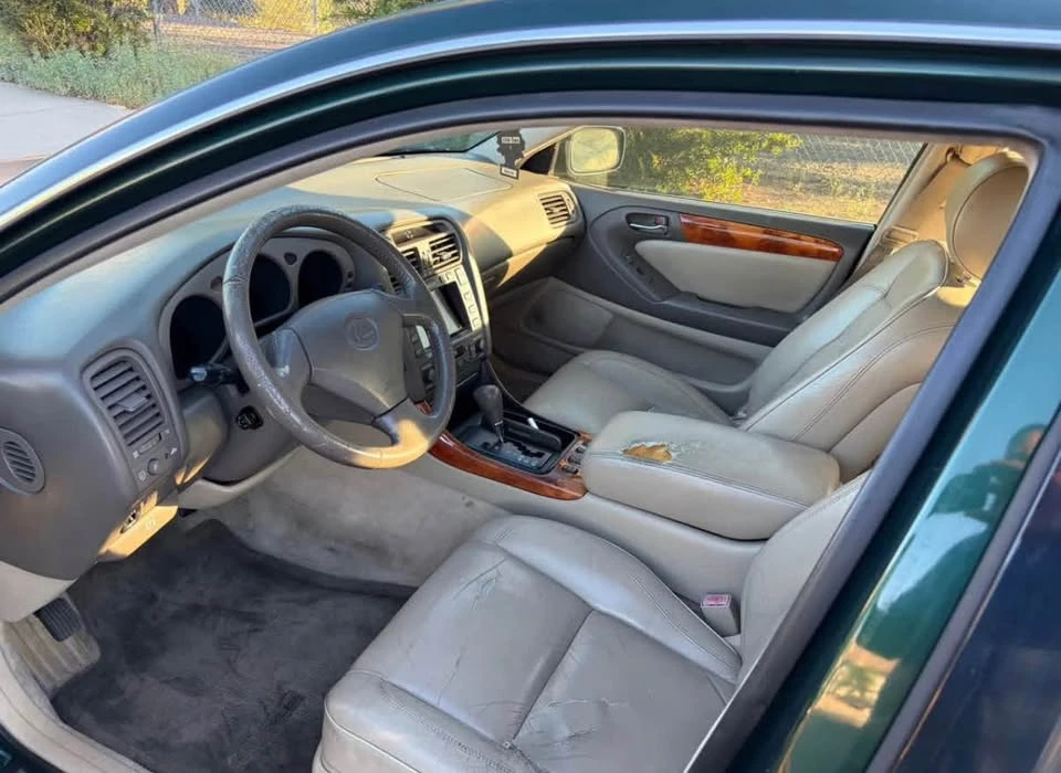 2000 Lexus GS 2nd Gen - Image 3 of 3