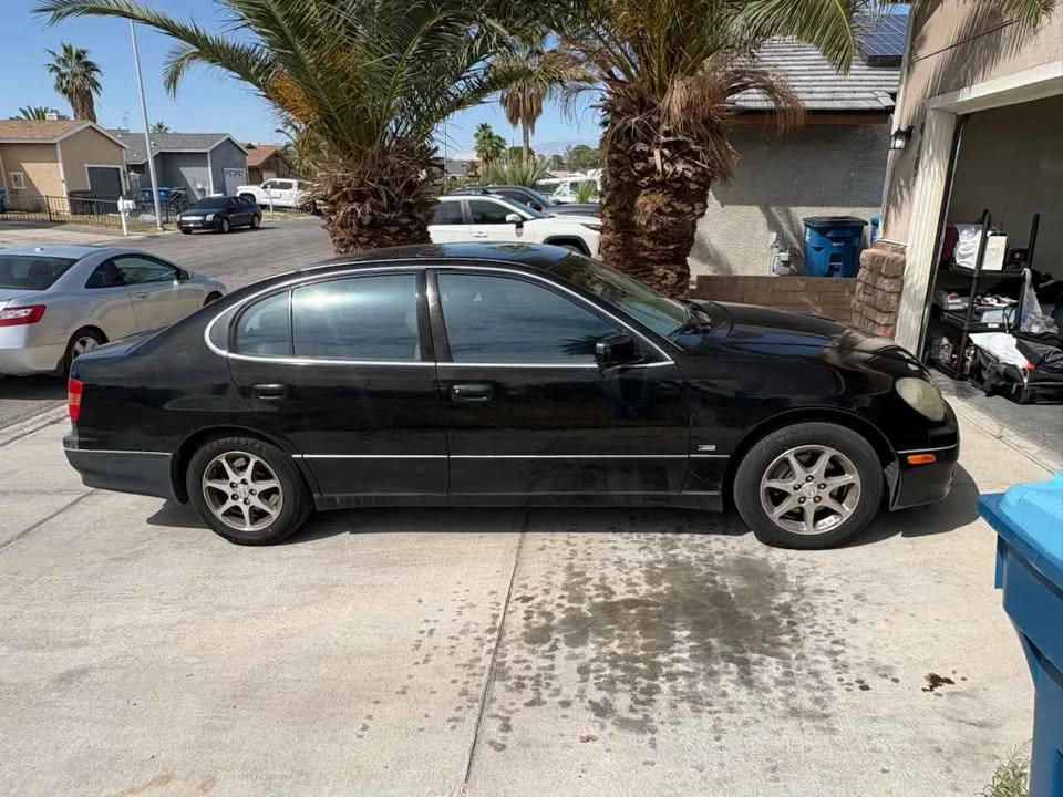 2000 Lexus GS 2nd Gen - Image 3 of 11
