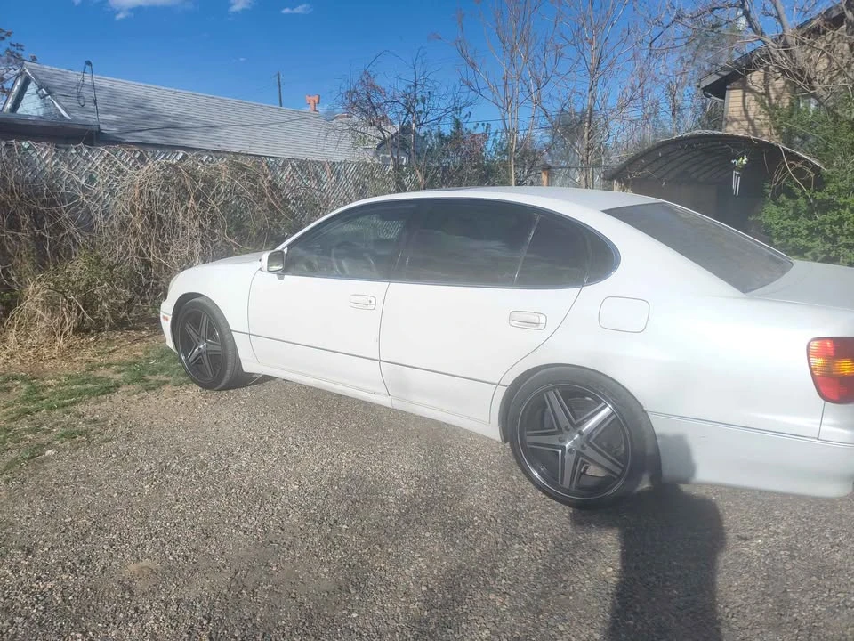 2000 Lexus GS 2nd Gen - Image 4 of 4