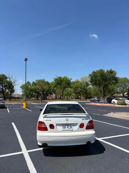 2000 Lexus GS 2nd Gen - Image 6 of 19