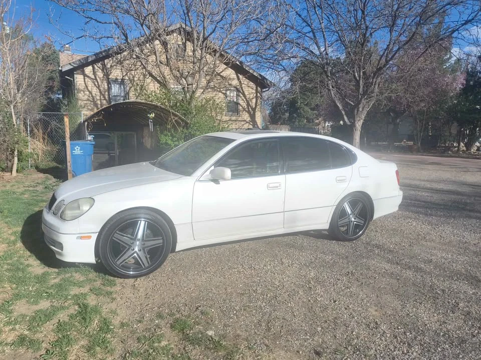 2000 Lexus GS 2nd Gen - Image 3 of 4