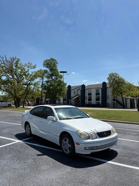 2000 Lexus GS 2nd Gen - Image 3 of 19