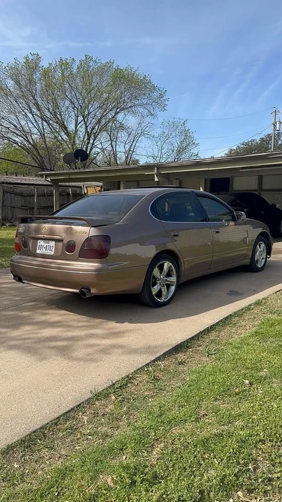 2000 Lexus GS 2nd Gen - Image 4 of 9