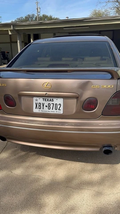 2000 Lexus GS 2nd Gen - Image 5 of 9