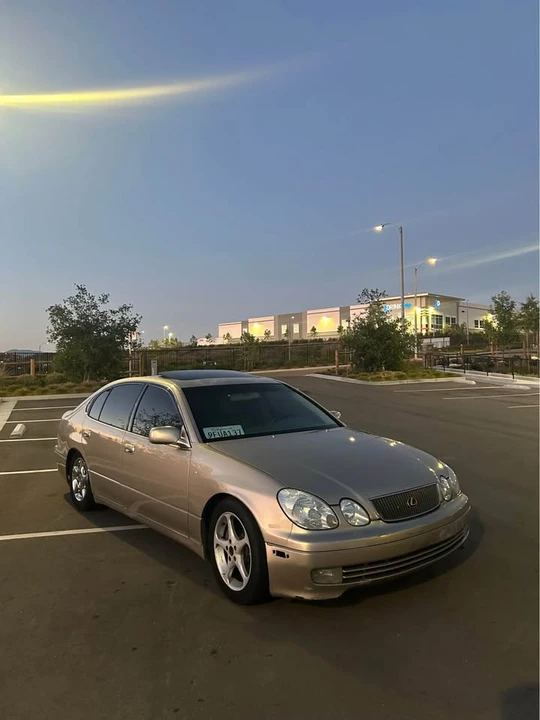 2000 Lexus GS 2nd Gen - Image 3 of 7