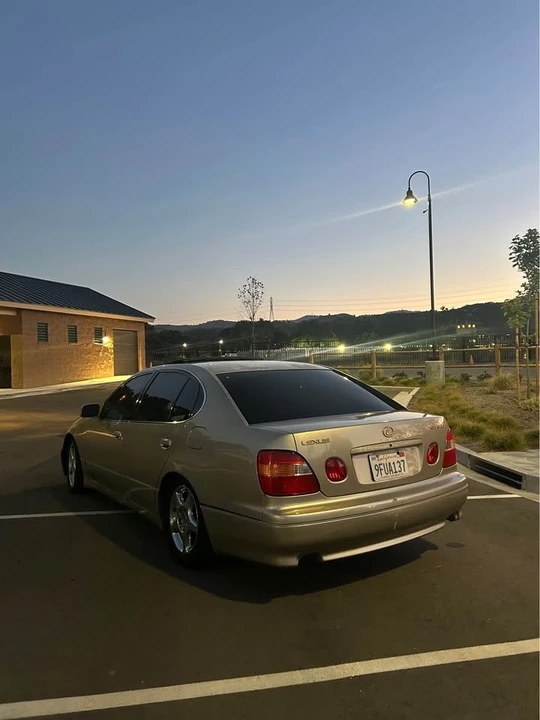 2000 Lexus GS 2nd Gen - Image 6 of 7