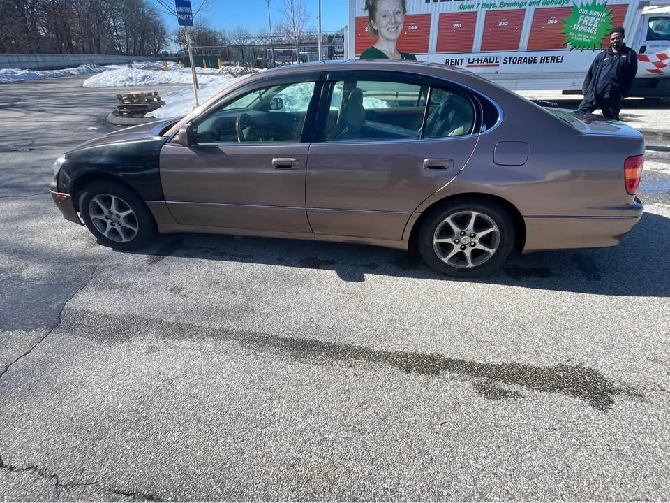 2000 Lexus GS 2nd Gen - Image 5 of 8
