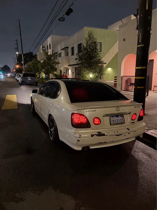 2000 Lexus GS 2nd Gen - Image 11 of 11