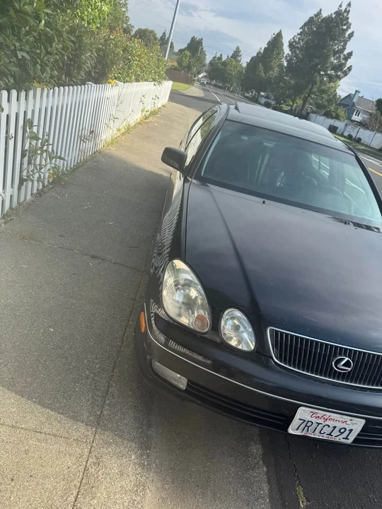 2000 Lexus GS 2nd Gen - Image 4 of 8