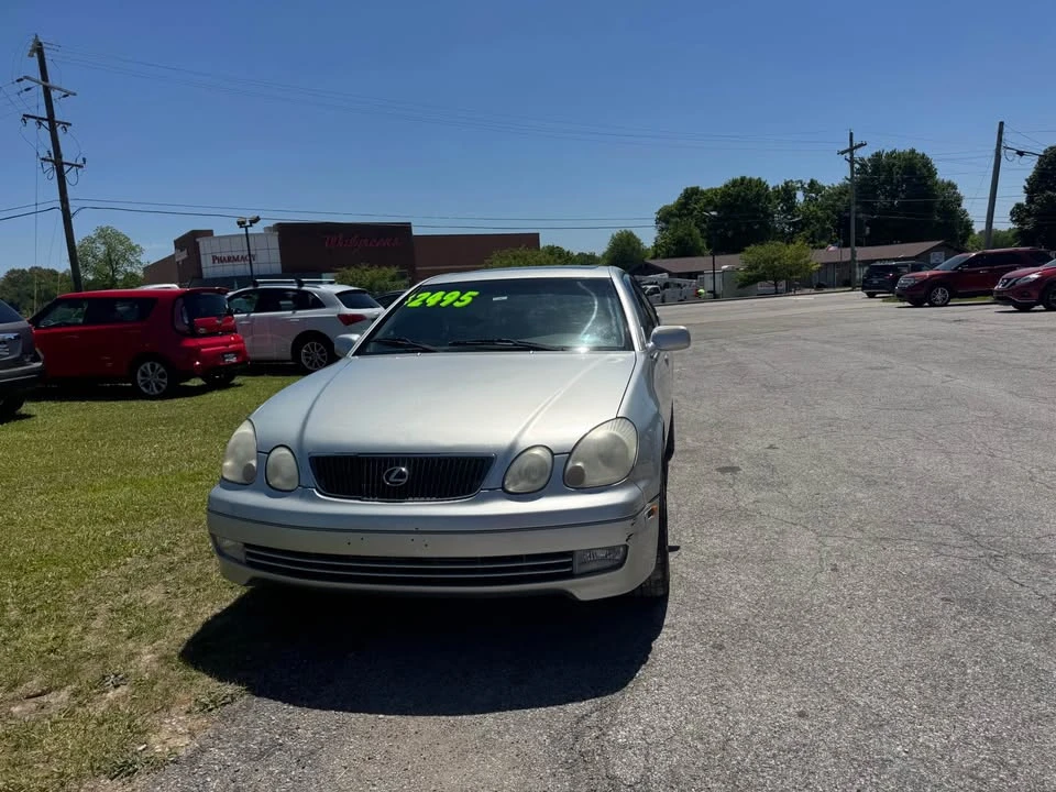 2000 Lexus GS 2nd Gen - Image 2 of 9
